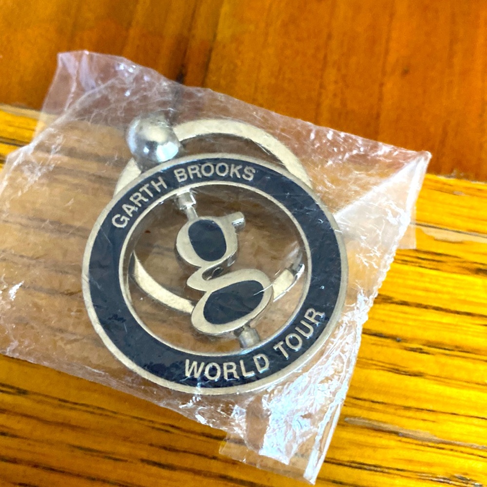 Garth Brooks world Tour Key chain